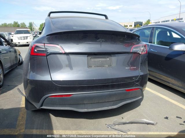 7SAYGDEE8RF990603 Tesla Model Y