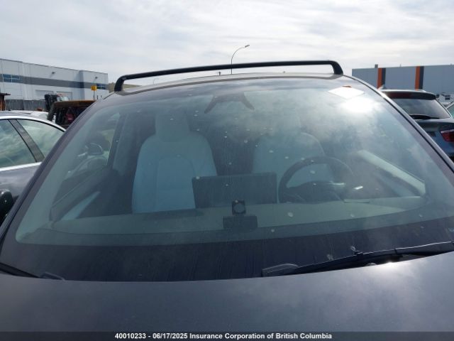 7SAYGDEE8RF990603 Tesla Model Y