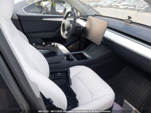 7SAYGDEE8RF990603 Tesla Model Y