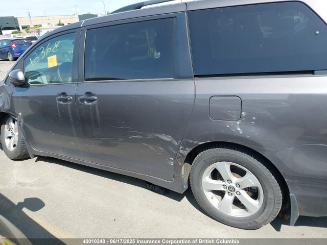 Toyota SIENNA LE 2020 5TDKZ3DC3LS077158 Image 13