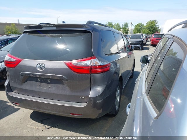 Toyota SIENNA LE 2020 5TDKZ3DC3LS077158 Image 4