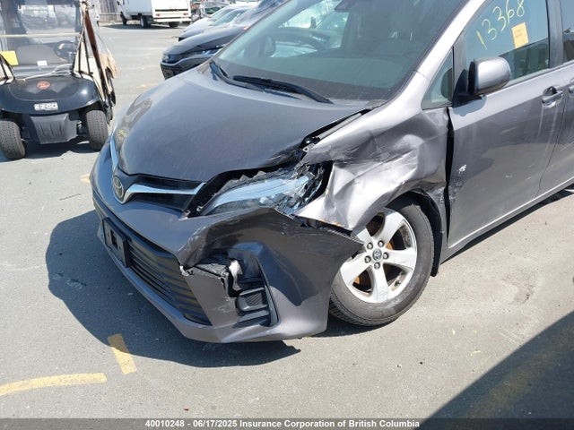 Toyota SIENNA LE 2020 5TDKZ3DC3LS077158 Image 6