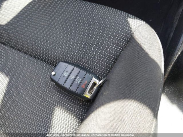 3KPFK4A71JE213393 KIA Forte