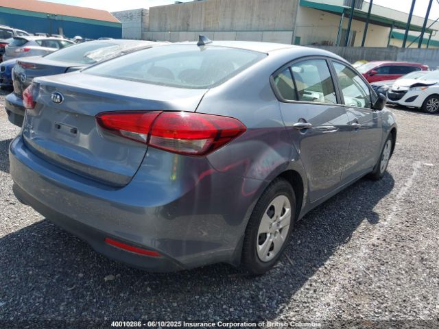 3KPFK4A71JE213393 KIA Forte