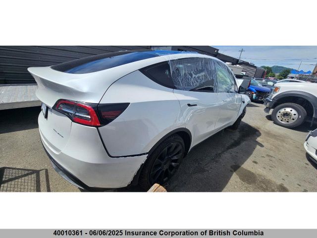 5YJYGDEE5MF097715 Tesla 2021