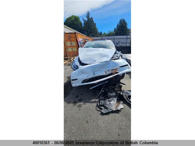 5YJYGDEE5MF097715 Tesla 2021