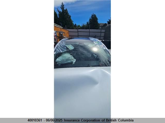 5YJYGDEE5MF097715 Tesla 2021