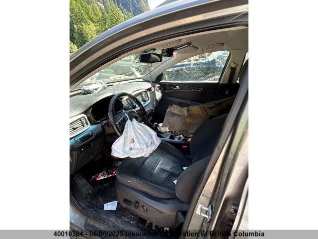 5XYPGDA13HG254624 KIA 2017