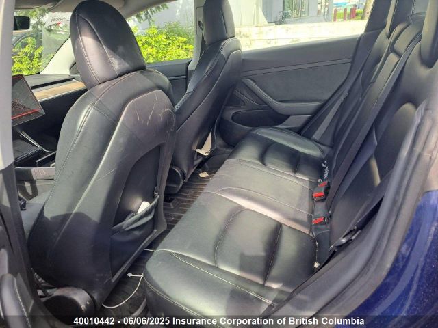 5YJ3E1EA1LF808613 Tesla 2020