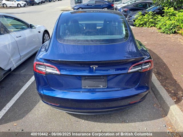 5YJ3E1EA1LF808613 Tesla 2020