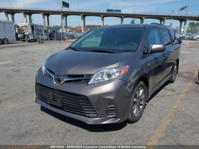 5TDJZ3DC5LS246768 Toyota SIENNA LE