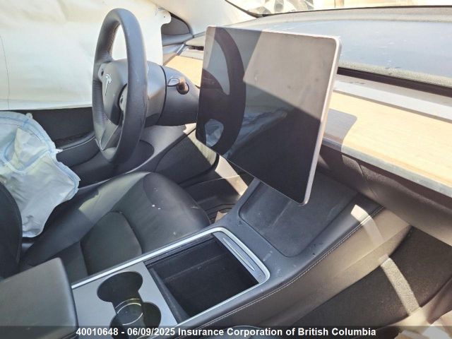 5YJ3E1EA5MF994593 Tesla 2021