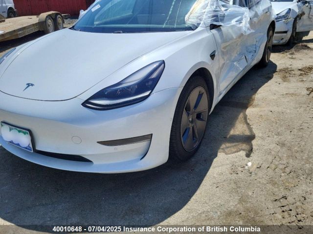5YJ3E1EA5MF994593 Tesla 2021