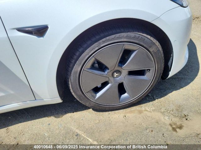 5YJ3E1EA5MF994593 Tesla 2021