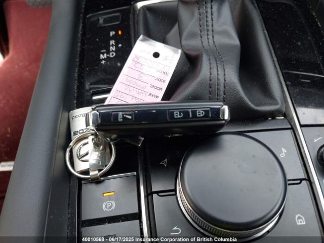 JM1BPBJY7M1311106 Mazda 3