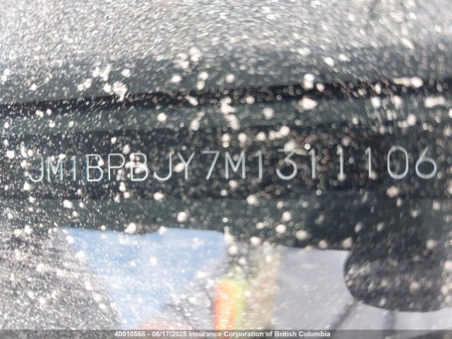 JM1BPBJY7M1311106 Mazda 3