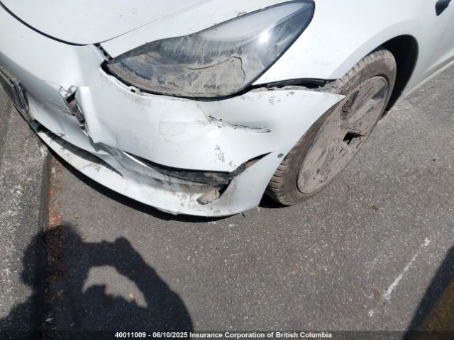 5YJ3E1EA4NF332733 Tesla MODEL 3