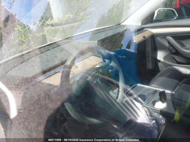 5YJ3E1EA4NF332733 Tesla MODEL 3