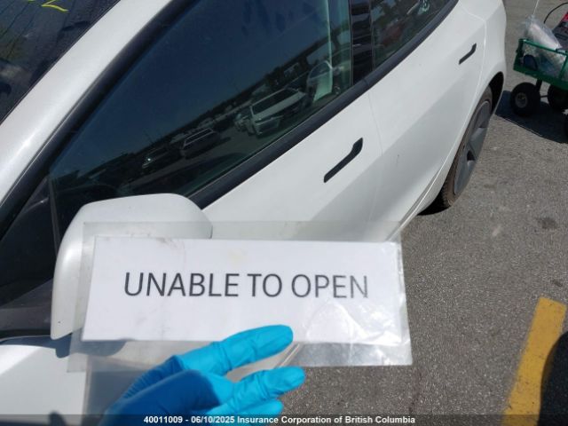 5YJ3E1EA4NF332733 Tesla MODEL 3