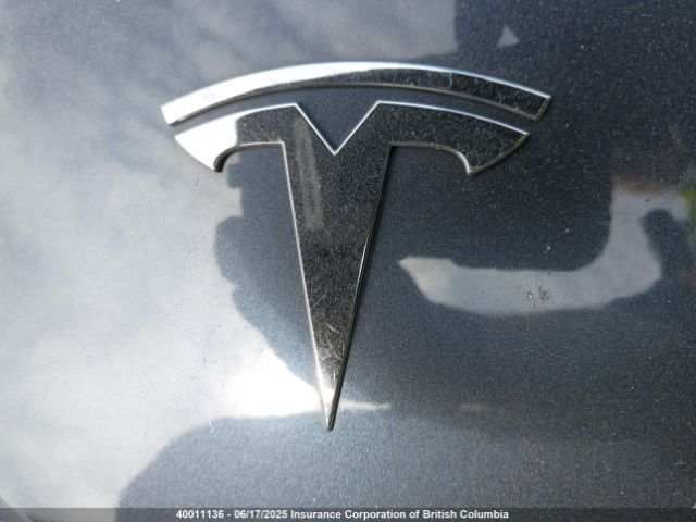 5YJ3E1EA3JF028853 Tesla MODEL 3