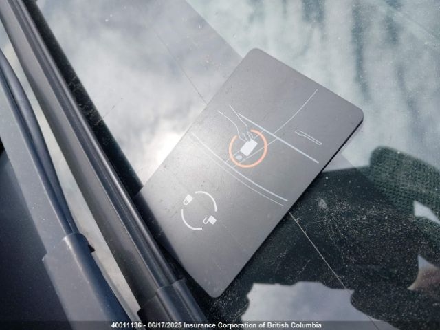5YJ3E1EA3JF028853 Tesla MODEL 3