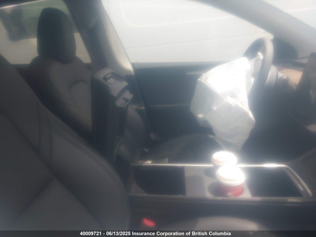 LRWYGDEE9PC110058 Tesla Model Y