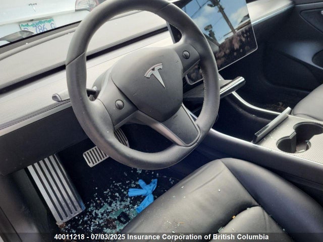5YJ3E1EA4LF738685 Tesla MODEL 3