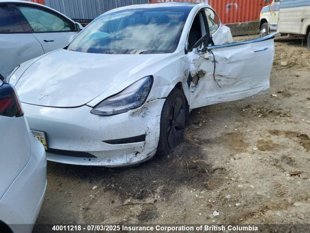 5YJ3E1EA4LF738685 Tesla MODEL 3