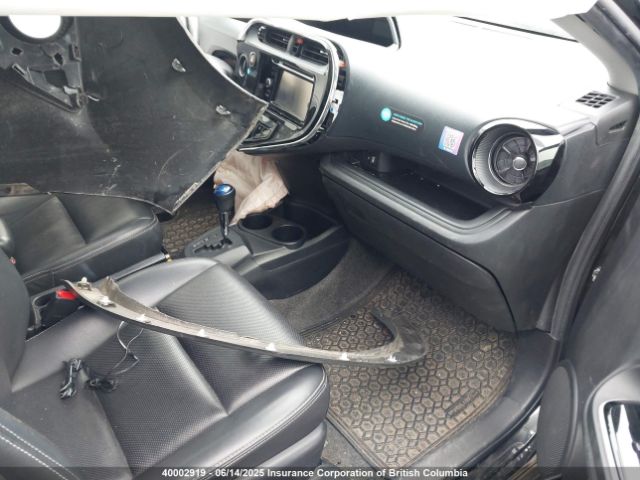 JTDKDTB37K1626549 Toyota PRIUS C