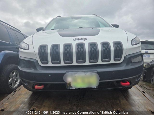1C4PJMBS3EW273858 Jeep Cherokee Trailhawk