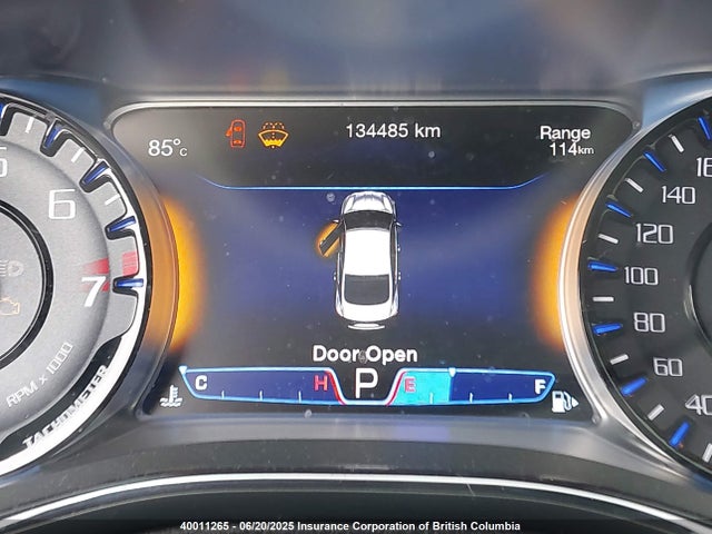 1C3CCCBG1FN718351 Chrysler 2015