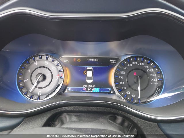 1C3CCCBG1FN718351 Chrysler 2015