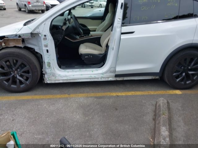 7SAXCBE5XRF451895 Tesla MODEL X