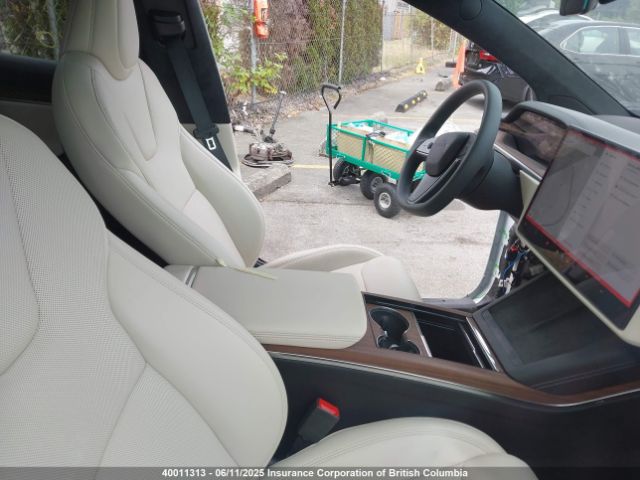 7SAXCBE5XRF451895 Tesla MODEL X