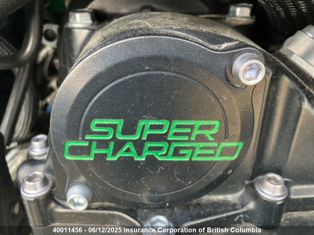 40011456 :رقم المزاد ، JKBZXVR11PA002118 vin ، 2023 Kawasaki Ninja H2 Sx مزاد بيع