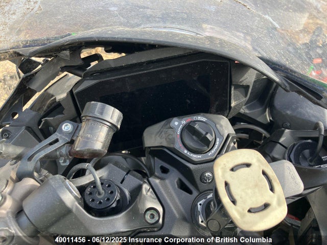 40011456 :رقم المزاد ، JKBZXVR11PA002118 vin ، 2023 Kawasaki Ninja H2 Sx مزاد بيع