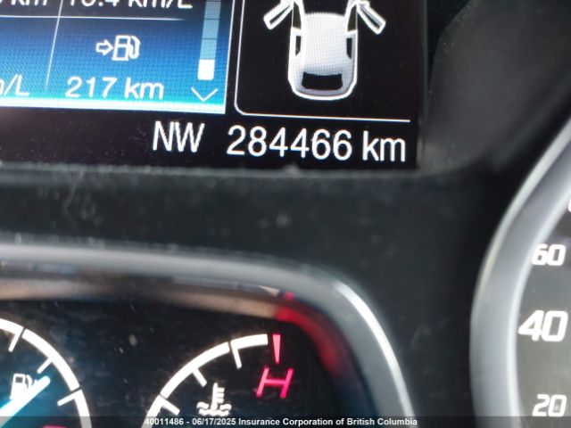 1FMCU9GX8EUA25328 Ford ESCAPE SE