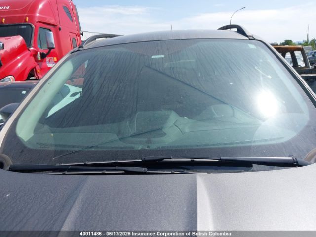 1FMCU9GX8EUA25328 Ford ESCAPE SE