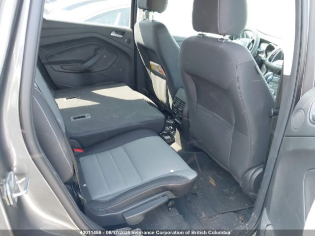 1FMCU9GX8EUA25328 Ford ESCAPE SE