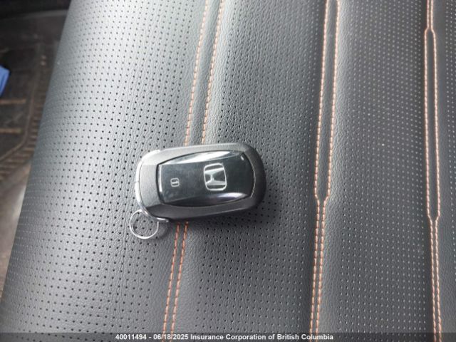 2HKRS6H78RH207970 Honda CR-V