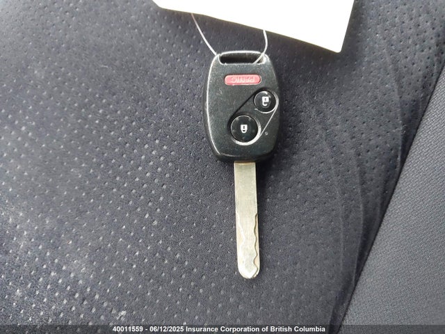 2010 Honda Cr-v მანქანა იყიდება აუქციონზე, vin: 5J6RE4H52AL807128, აუქციონის ნომერი: 40011559