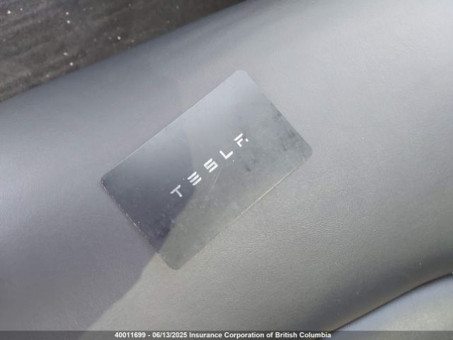 5YJ3E1EA1MF057725 Tesla MODEL 3