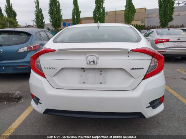 2HGFC1F9XGH113877 Honda Civic