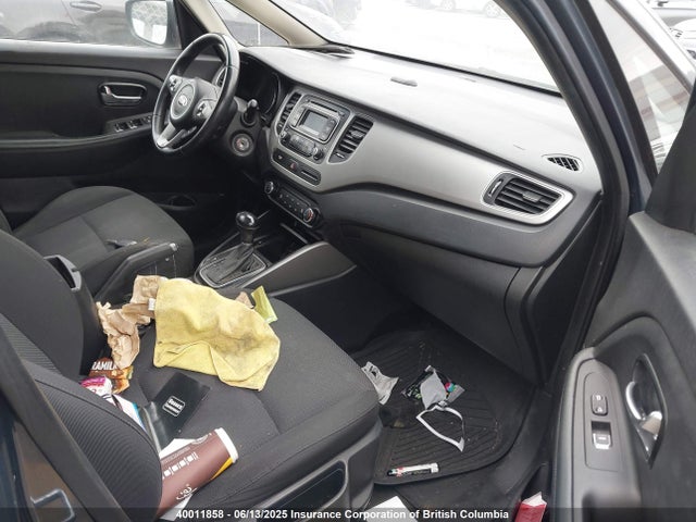 KNAHT8A33G7132279 KIA Rondo