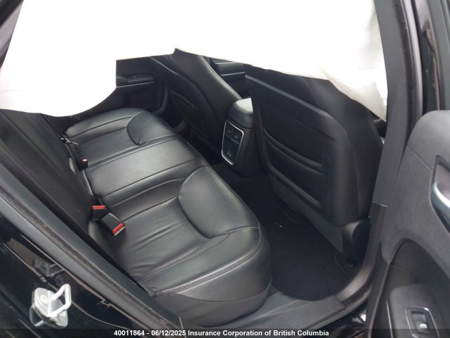 Chrysler 2022 2022 2C3CCADG8NH241295 Image 8