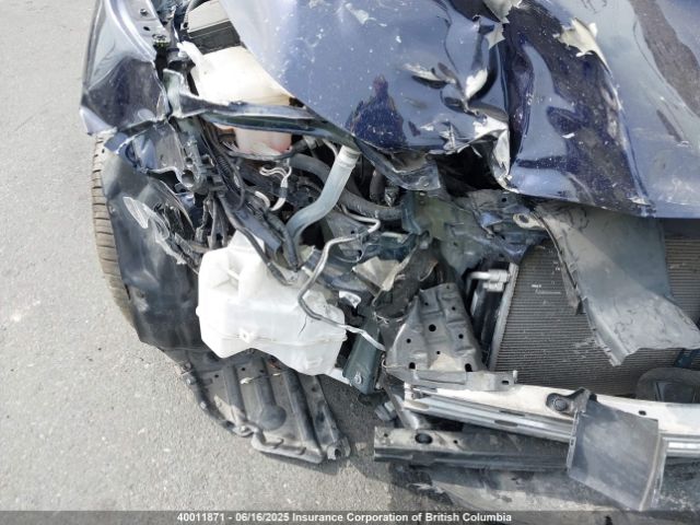 5YFBPMBE0NP282450 Toyota COROLLA LE