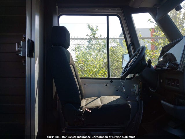 2G58J2TZ6S9104790 Chevrolet Xrj + Etj