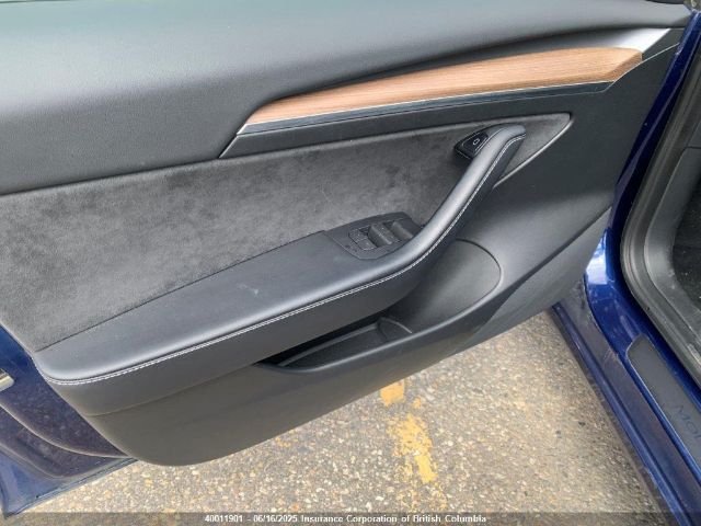 5YJ3E1EB4NF273112 Tesla MODEL 3