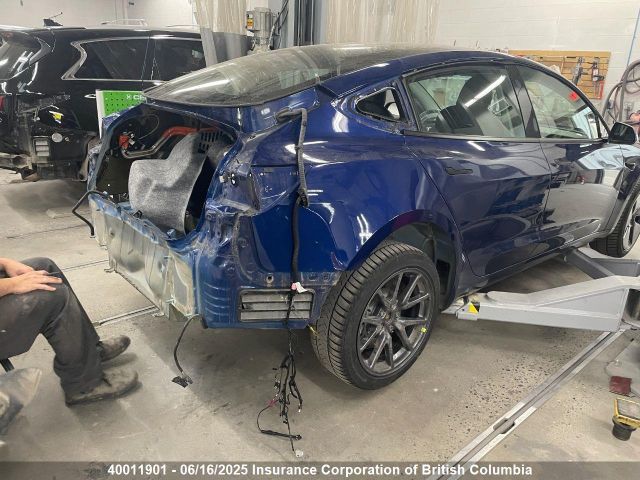 5YJ3E1EB4NF273112 Tesla MODEL 3