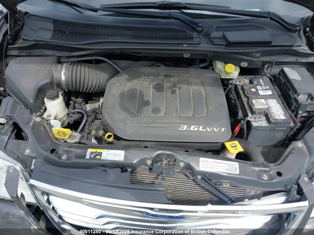 2C4RC1CG9FR696790 Chrysler Town & Country Touring L